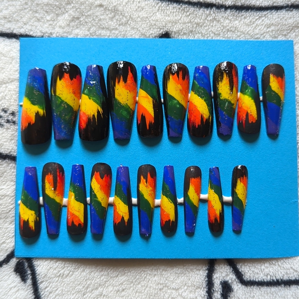 Pride Nails 🏳️‍🌈 Press on Nails